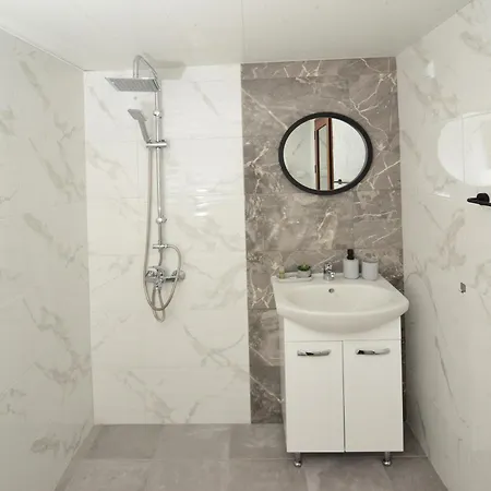 за гости ингилизовата къща Guest house