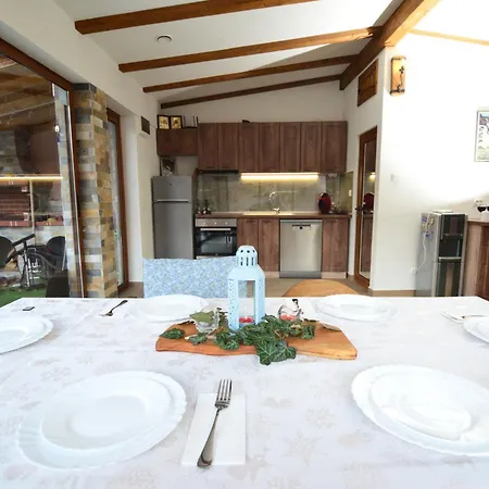 за гости ингилизовата къща Guest house