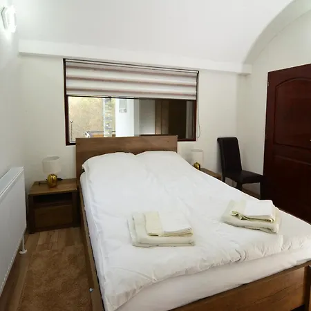 за гости ингилизовата къща 3*