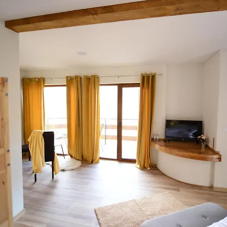 за гости ингилизовата къща Padala