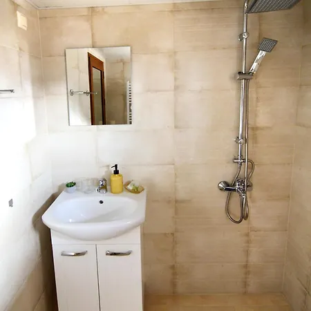 Guest house за гости ингилизовата къща 3*