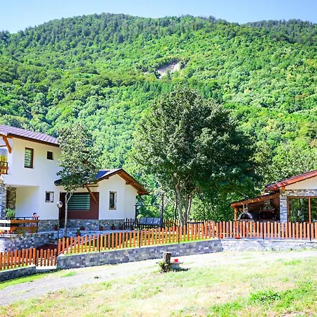 Guest house за гости ингилизовата къща Padala