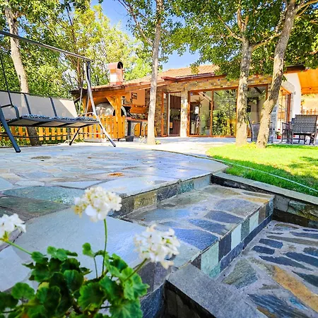 за гости ингилизовата къща Guest house *